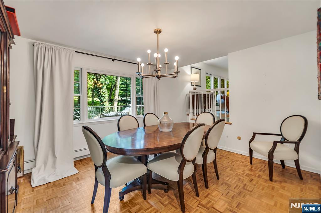 84 Briarwood Avenue