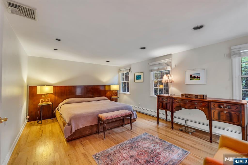 84 Briarwood Avenue
