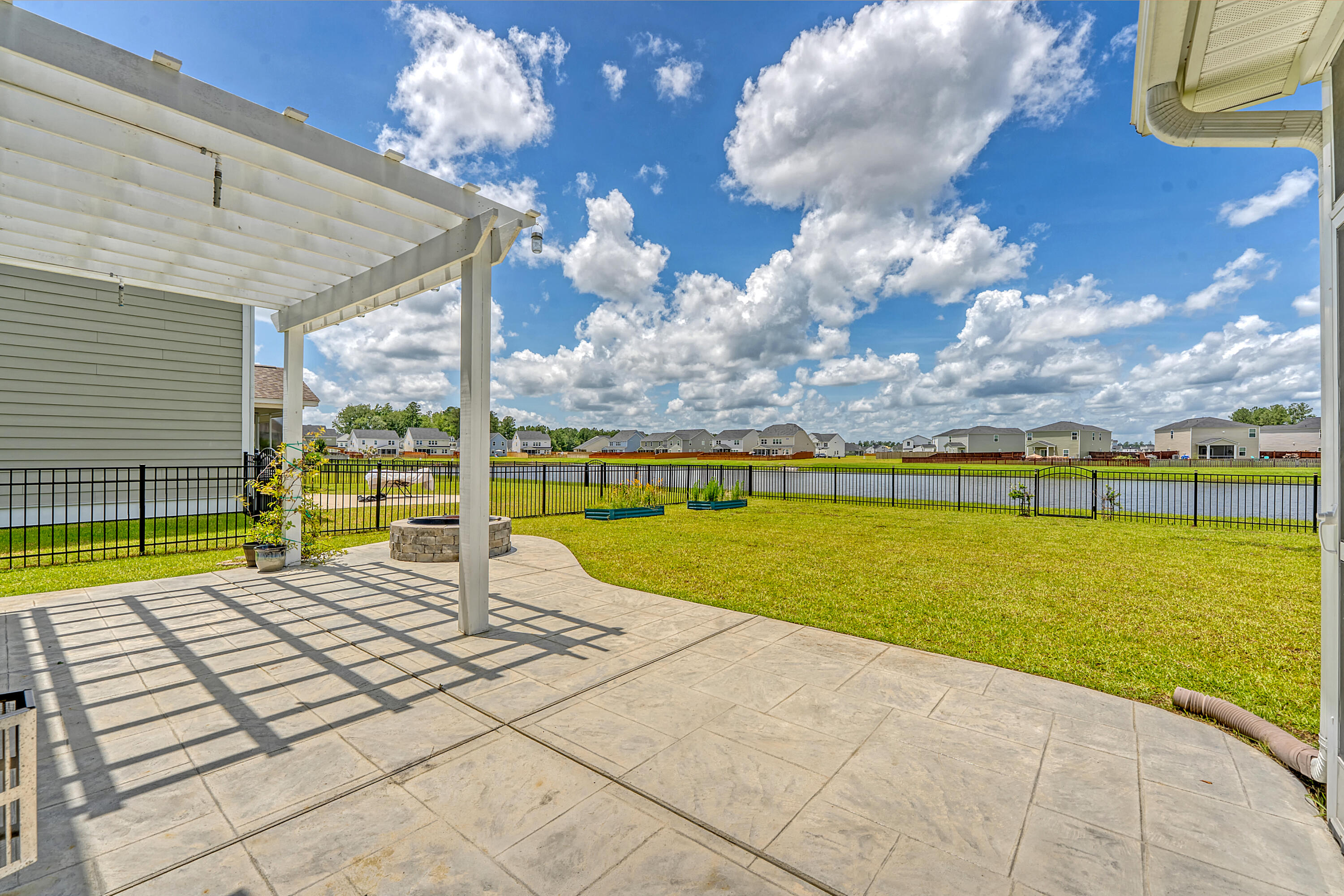 602 Yellow Leaf Lane