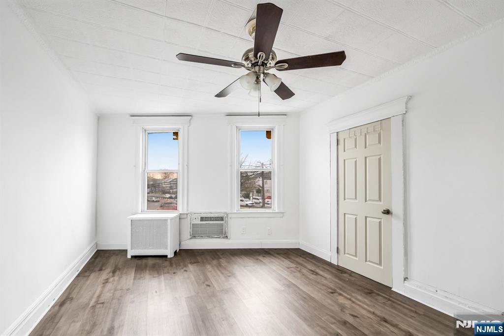 41 Avenue 29