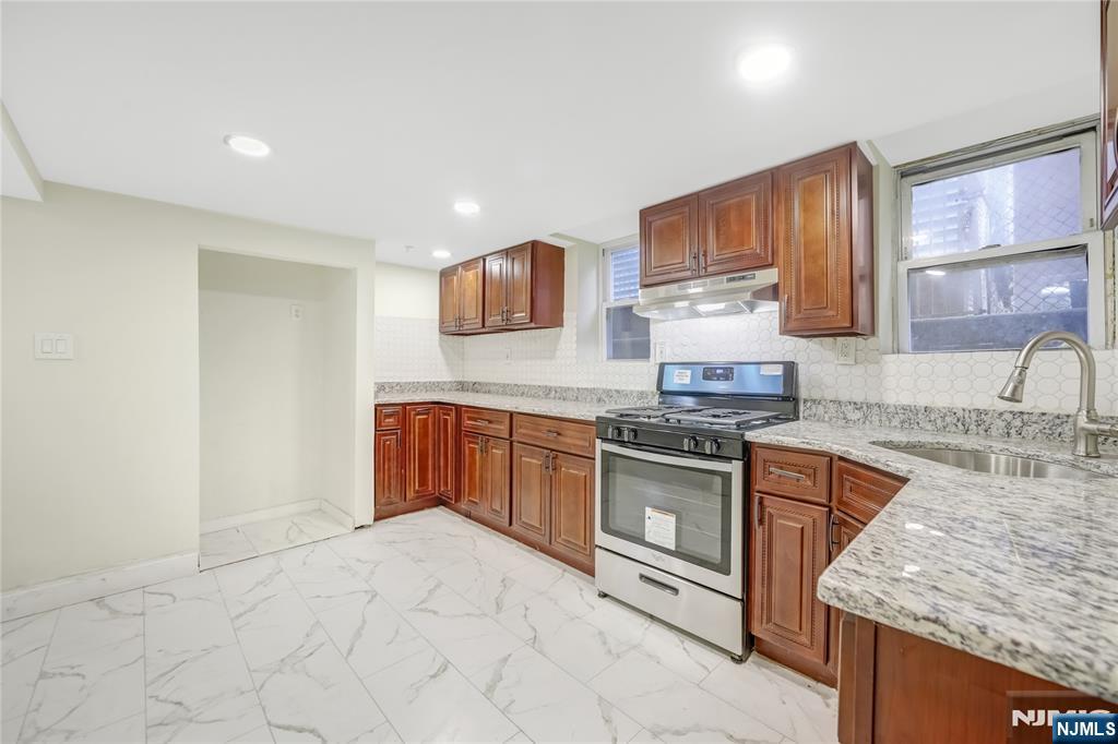 3301 Pleasant Avenue 3311