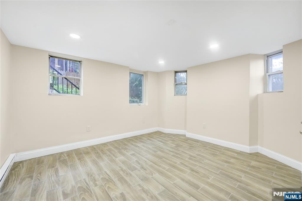3301 Pleasant Avenue 3311