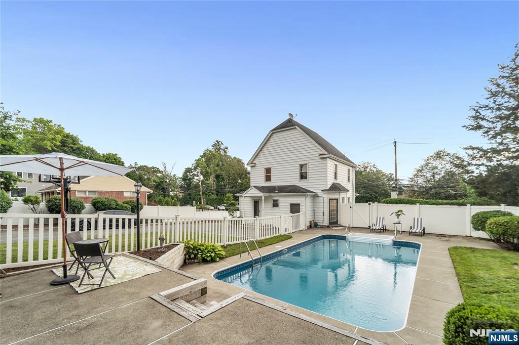187 Tappan Road