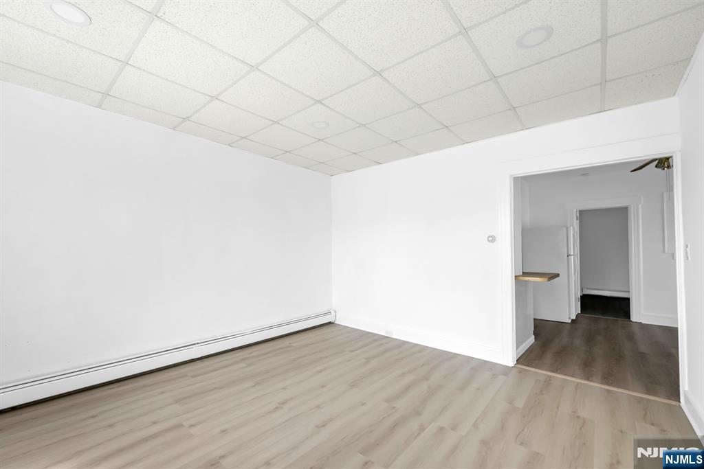 93 Division Avenue 3