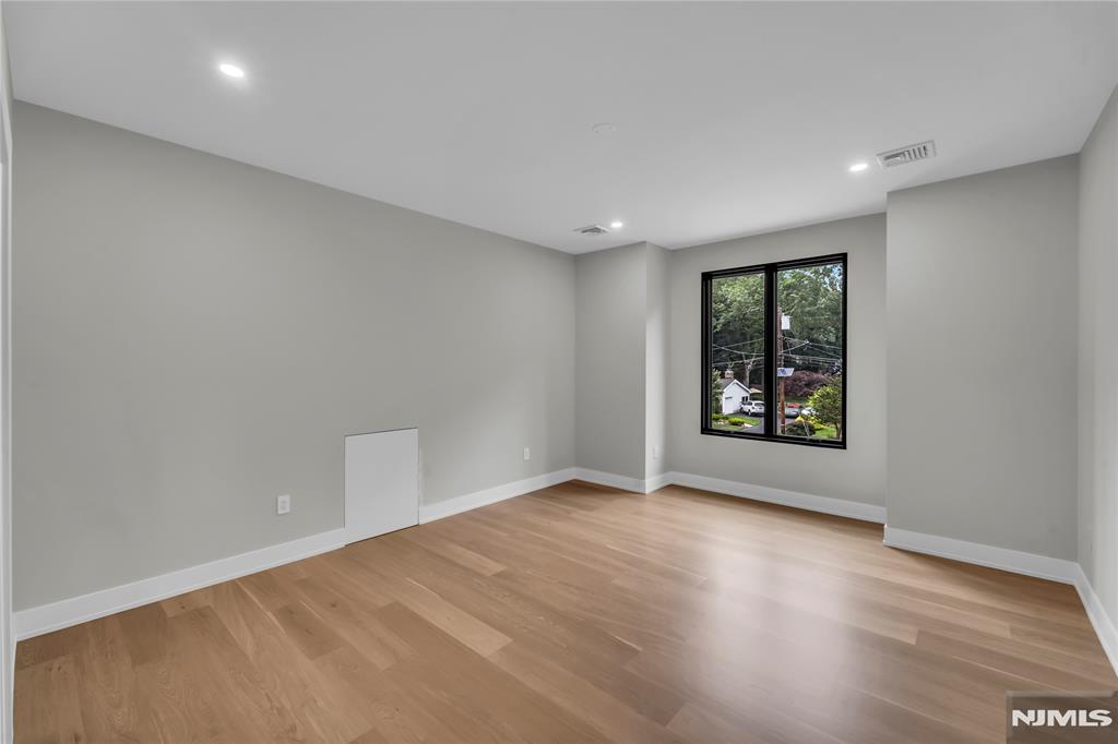 143 Fernwood Drive