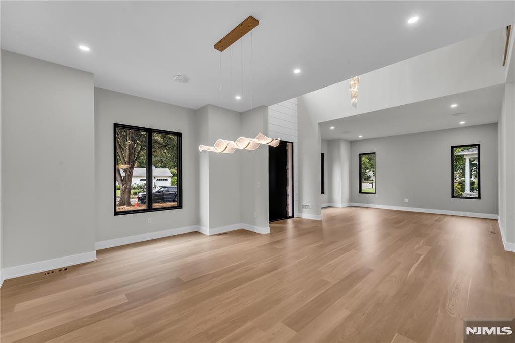143 Fernwood Drive
