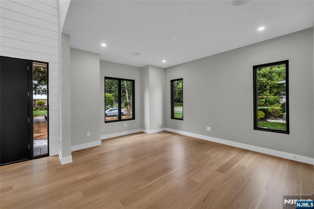 143 Fernwood Drive