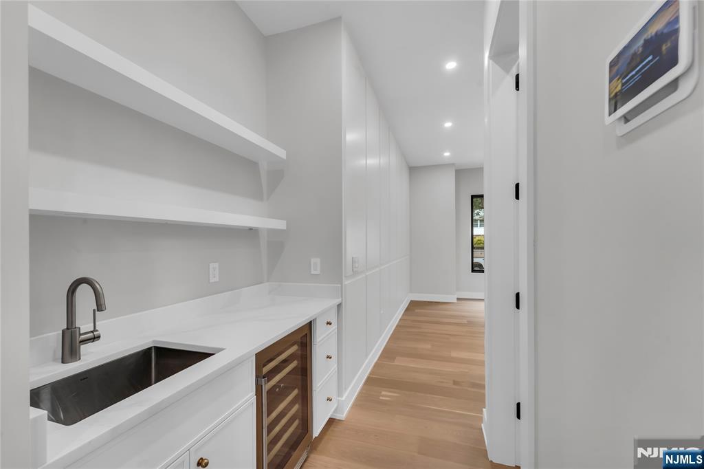 143 Fernwood Drive