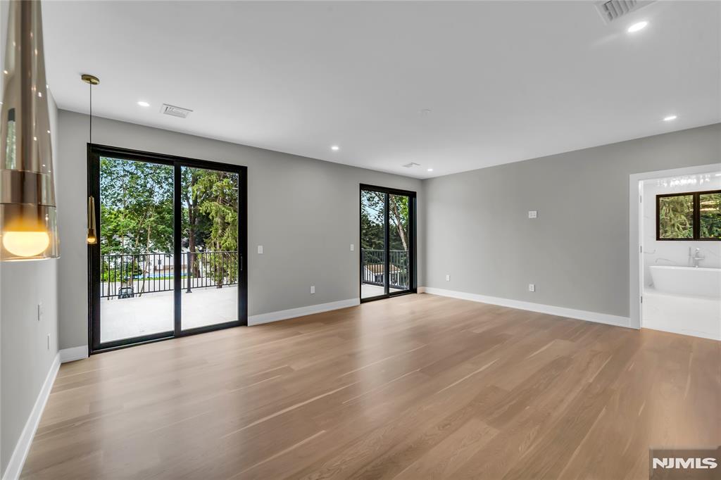 143 Fernwood Drive