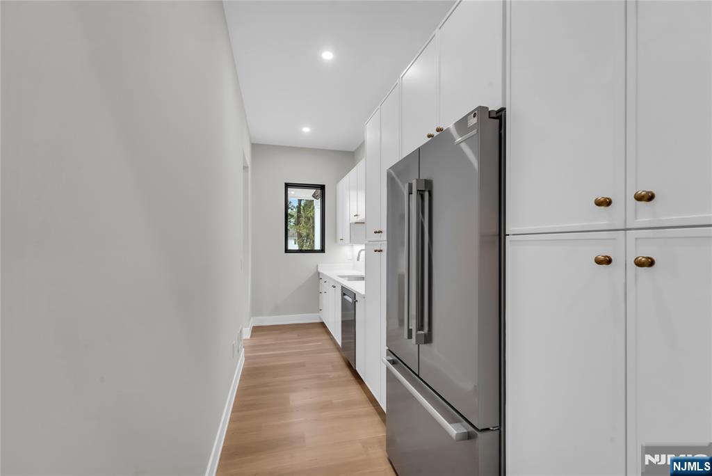 143 Fernwood Drive
