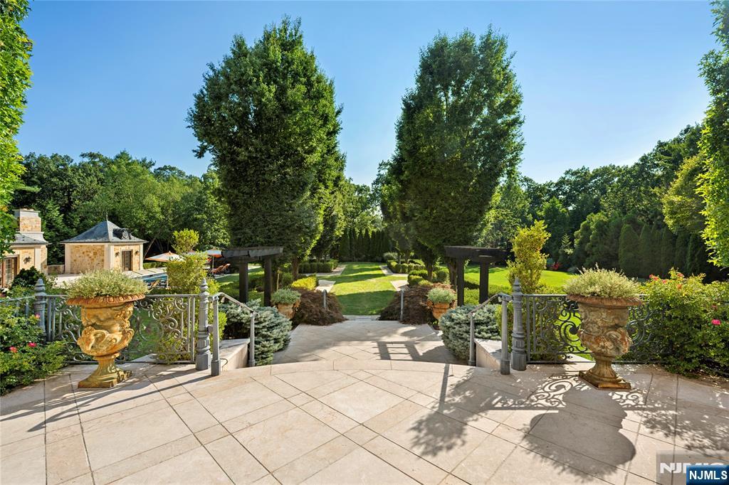 31 Rio Vista Drive