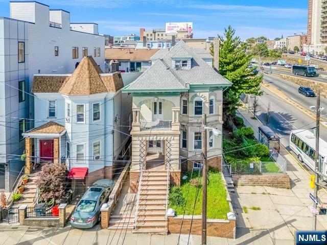 3311 Pleasant Avenue 3