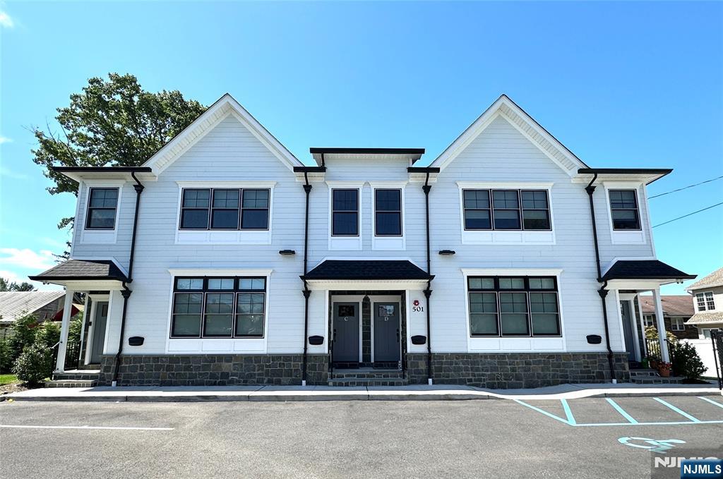 501 Midland Avenue D