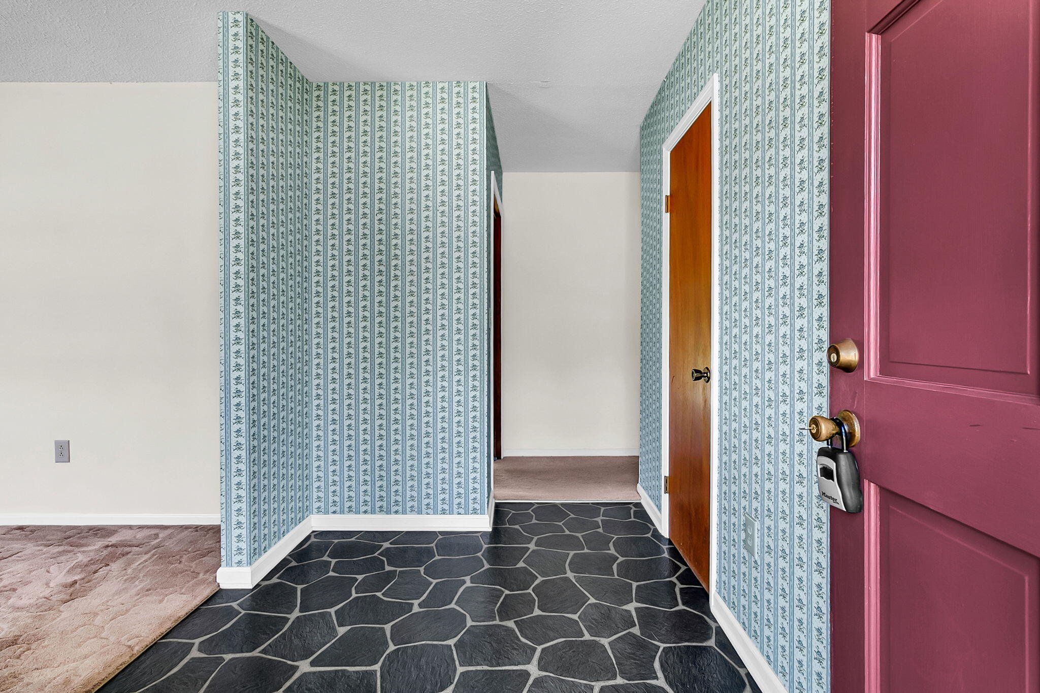 707 Longstreet Street