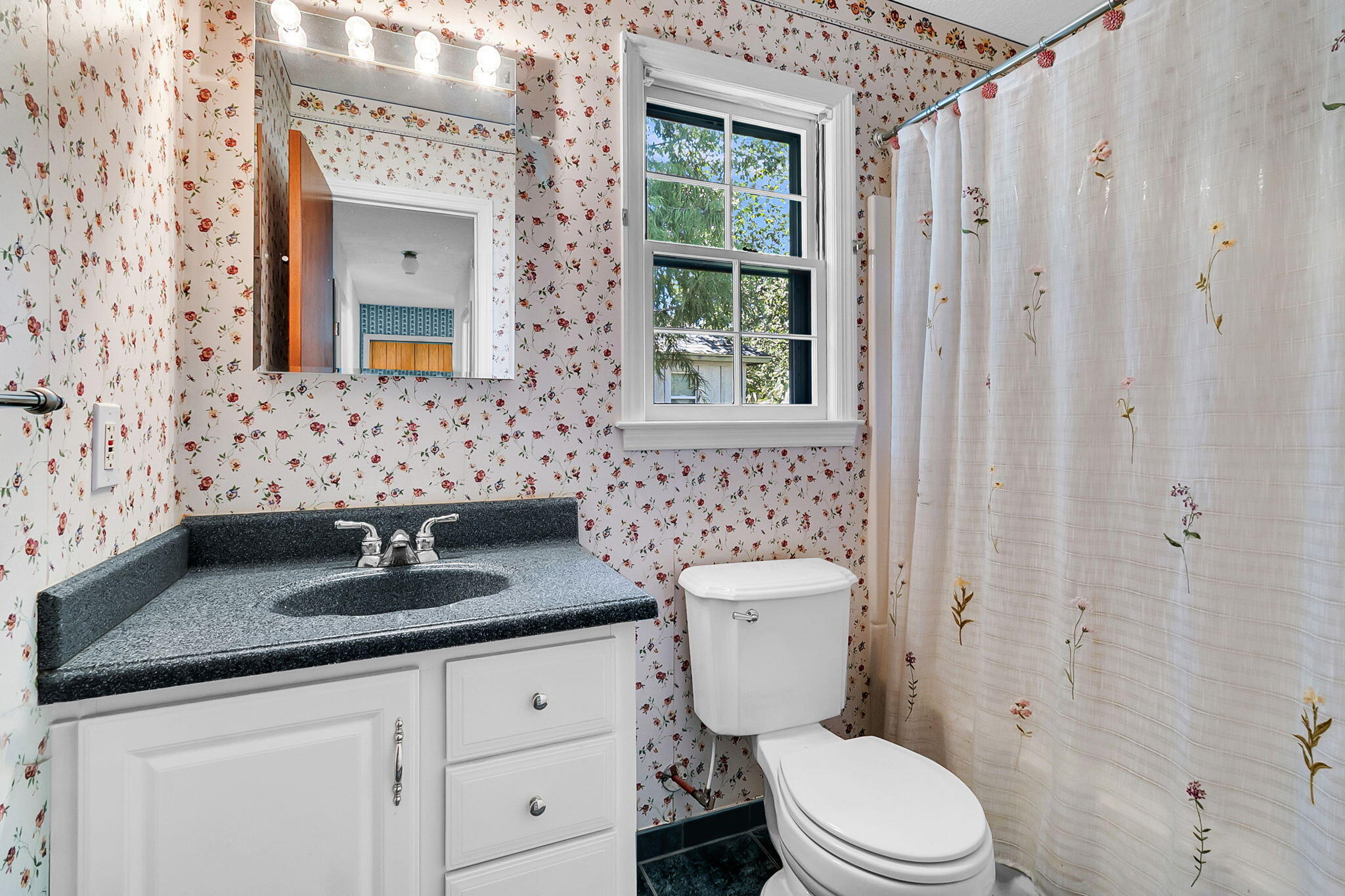 707 Longstreet Street