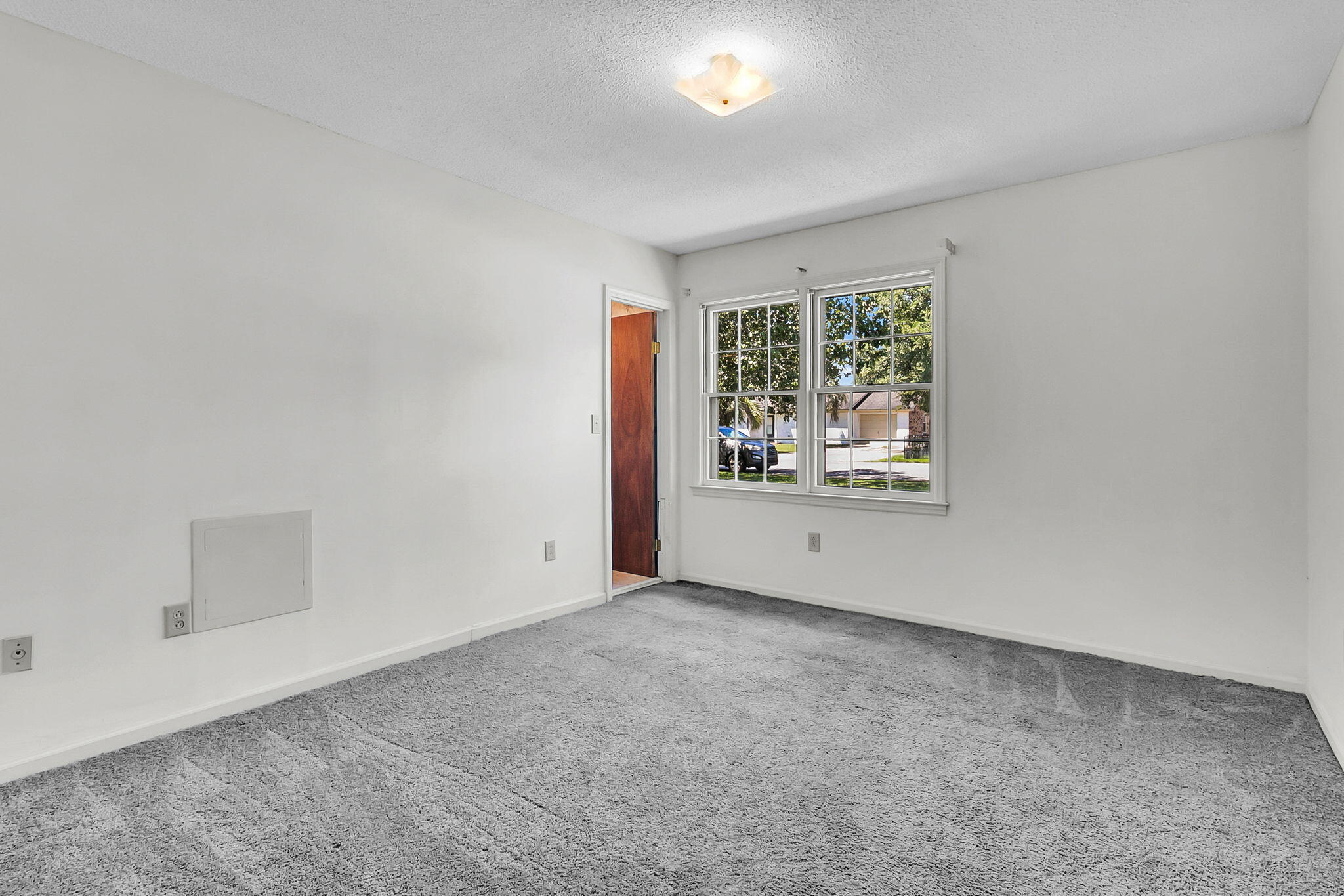 707 Longstreet Street