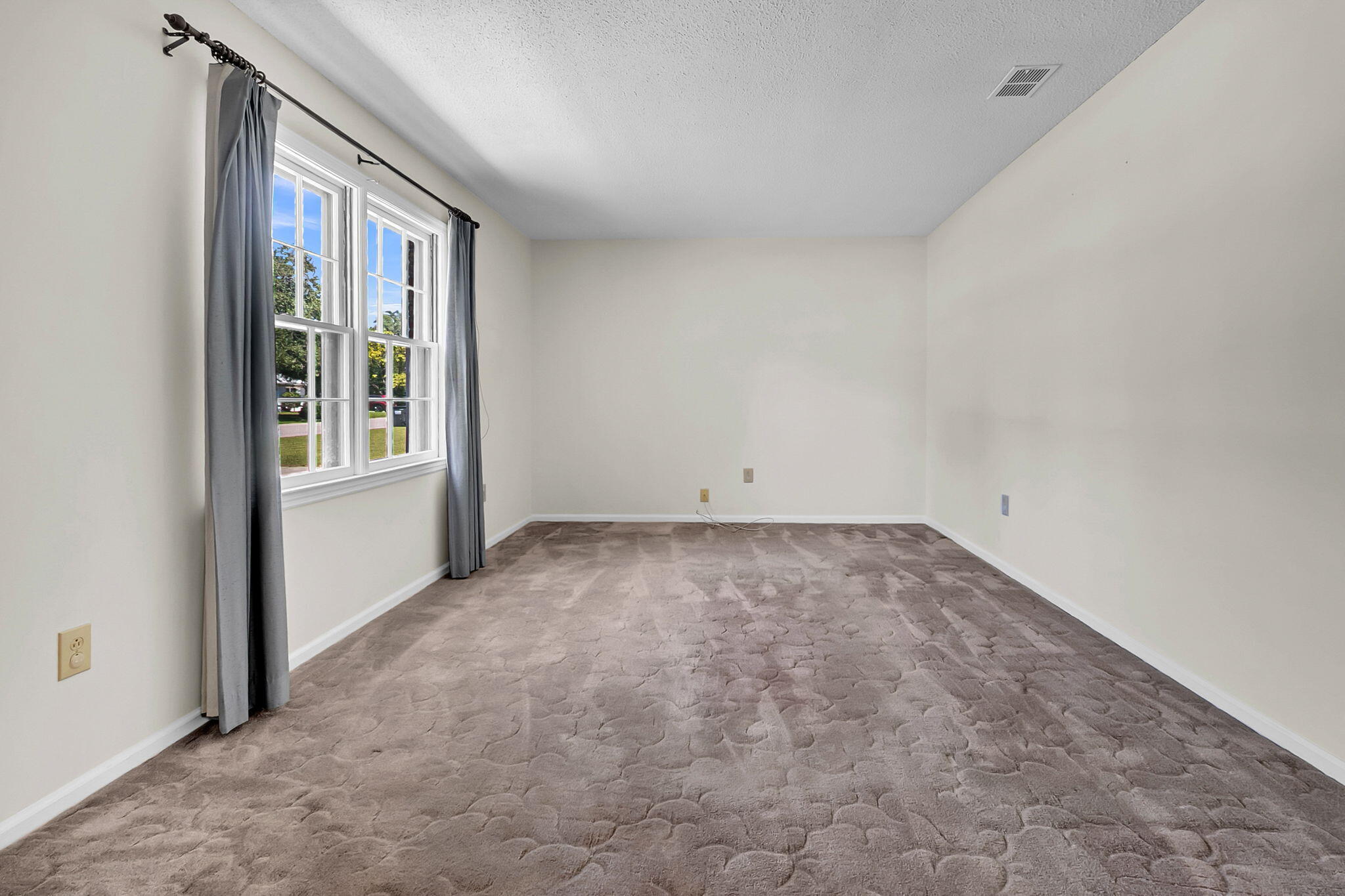 707 Longstreet Street