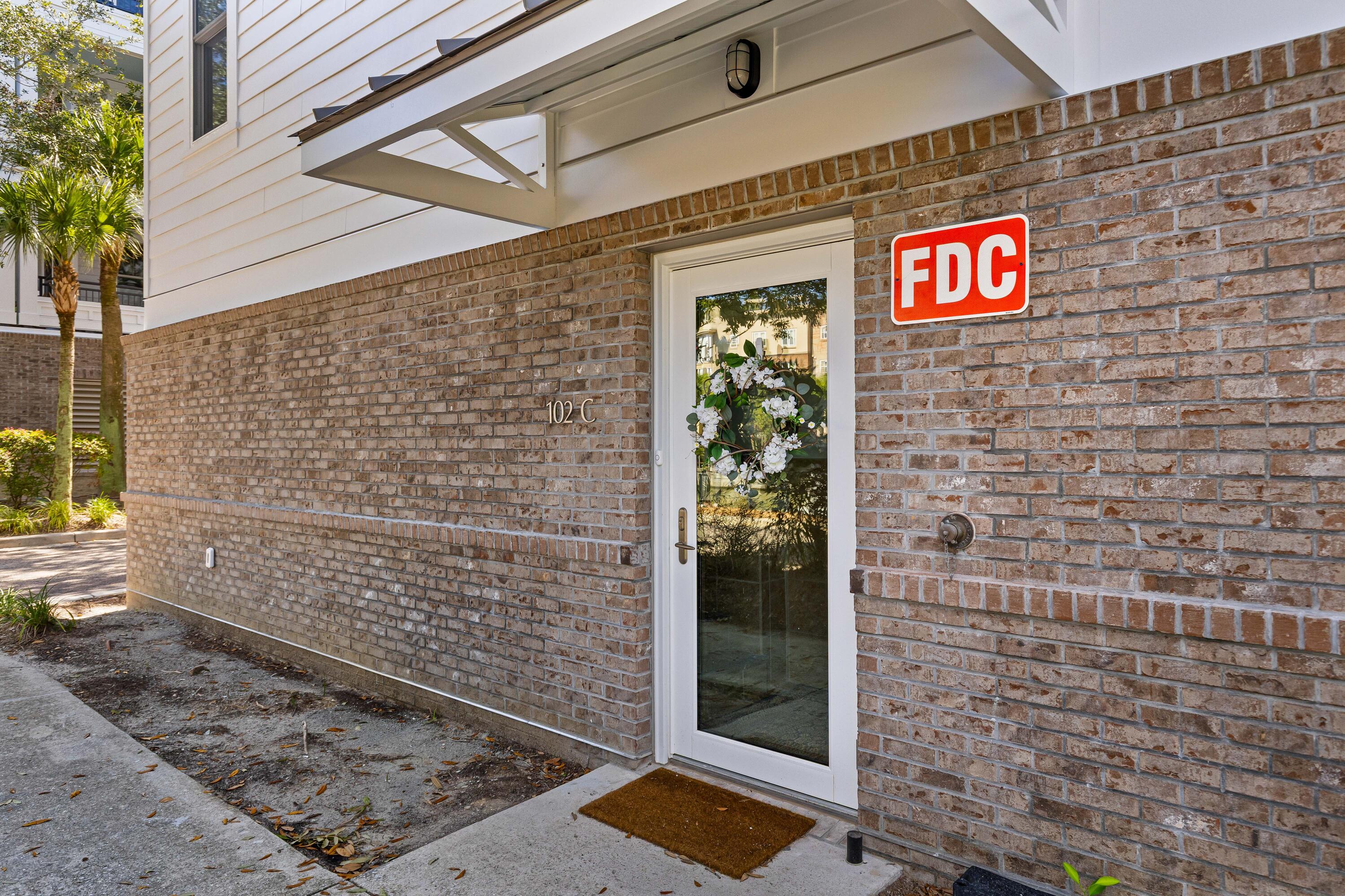 200 River Landing Drive # C102