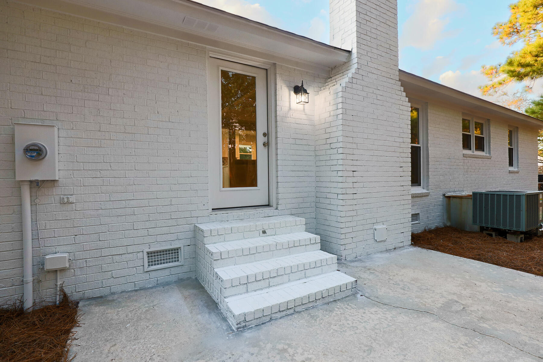 126 Canaberry Circle