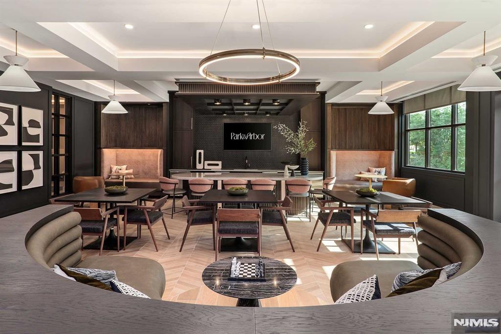 18 Park Avenue 1234