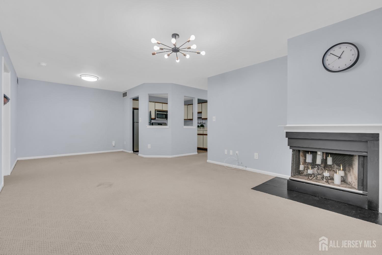 911 Meadow Court # 911