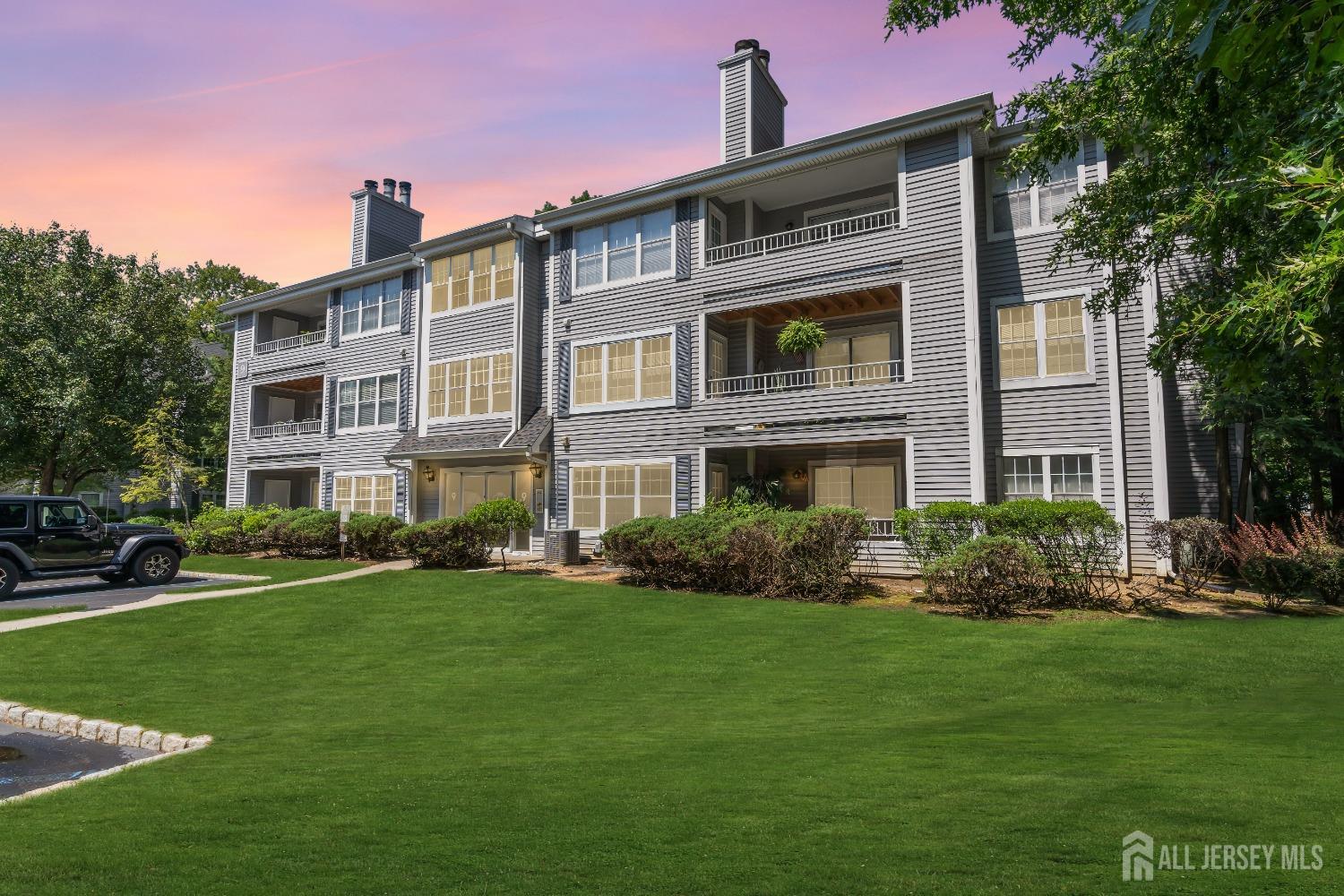 911 Meadow Court # 911