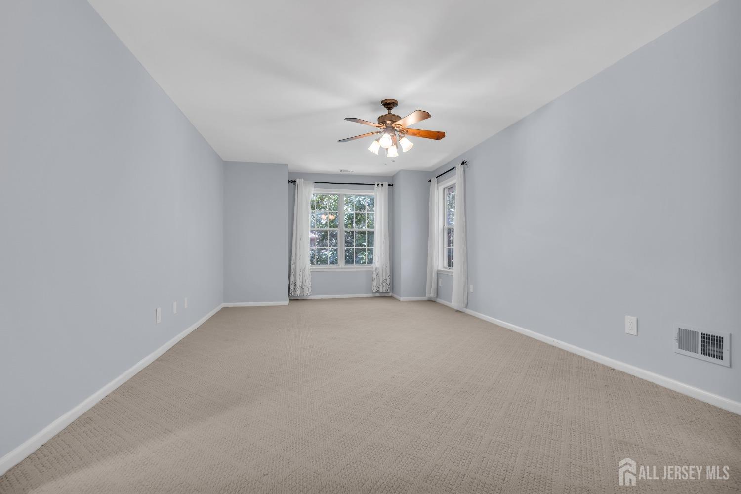 911 Meadow Court # 911