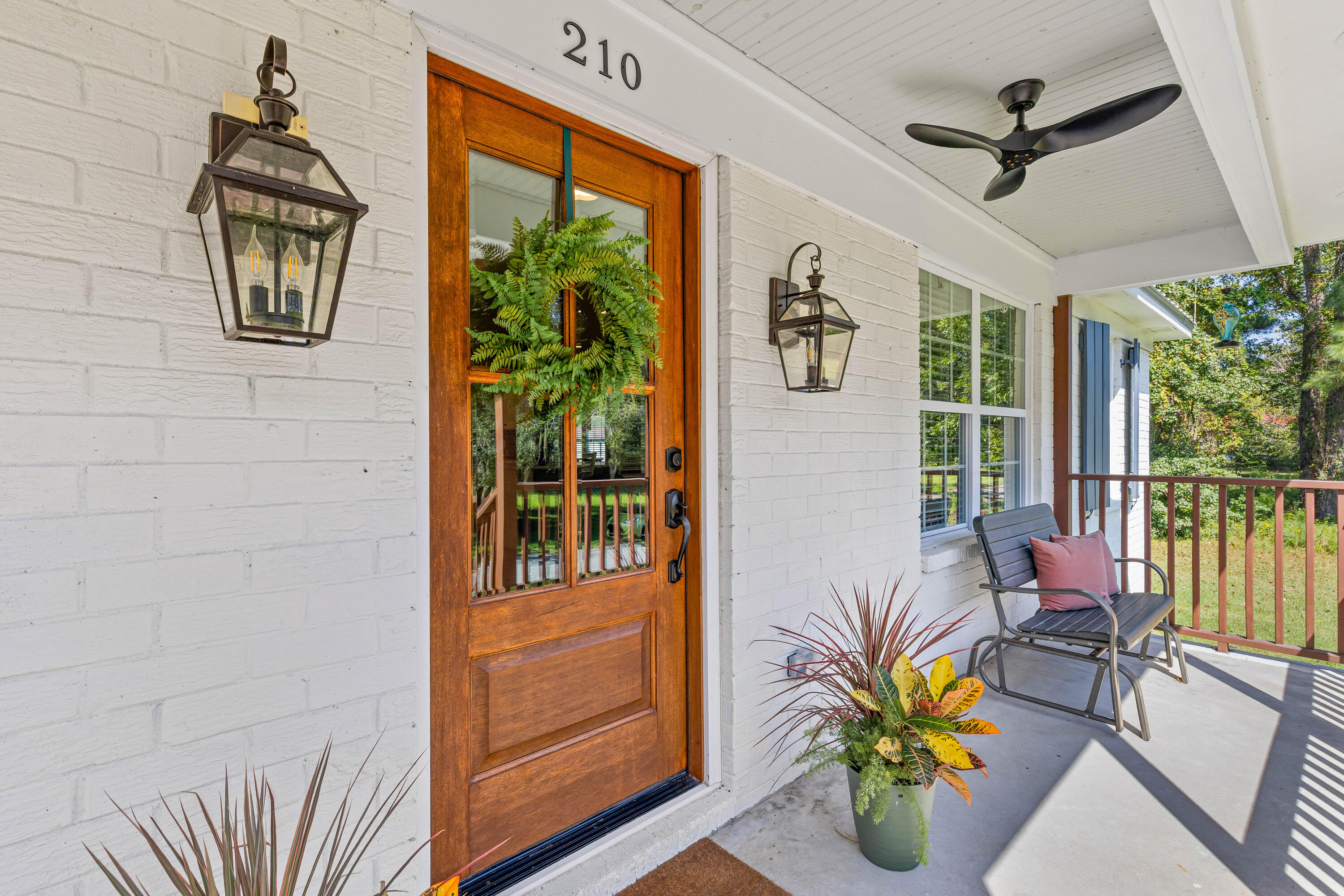 210 Cassena Street, McClellanville