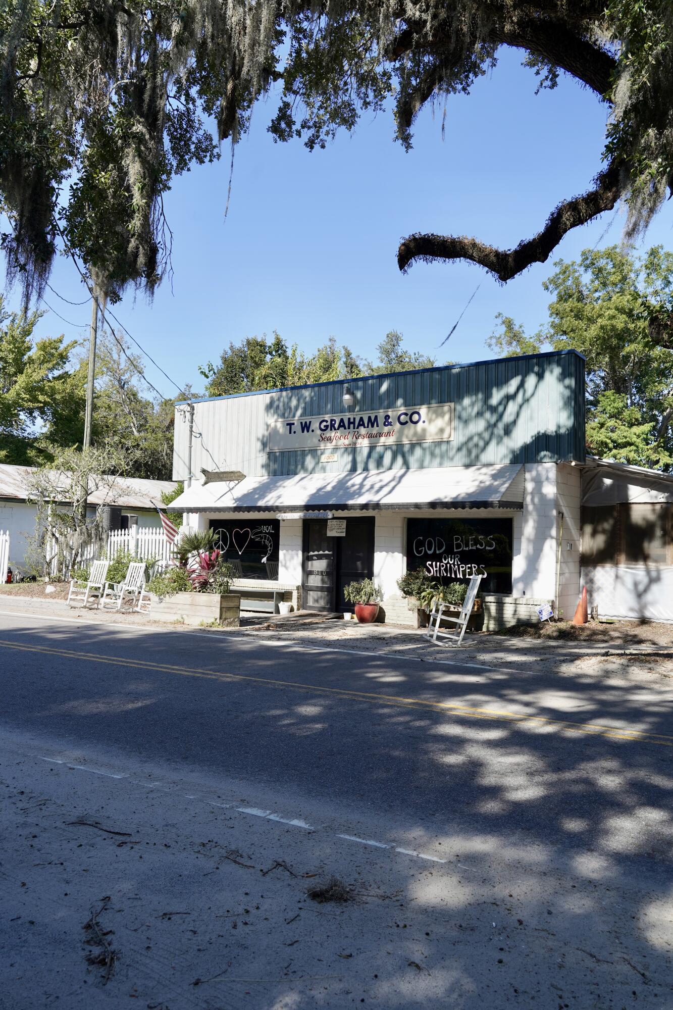 210 Cassena Street, McClellanville