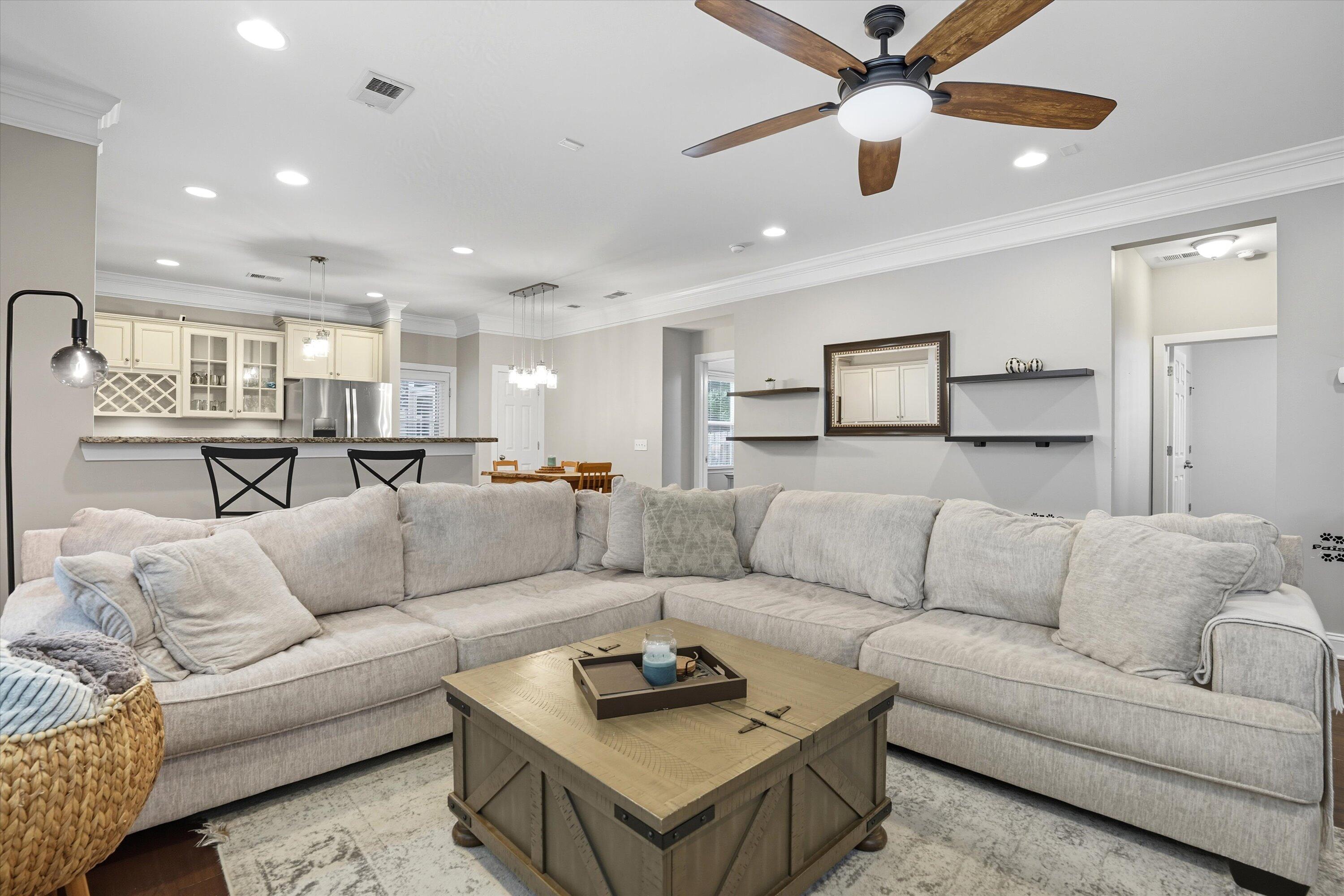 632 Goodlet Circle
