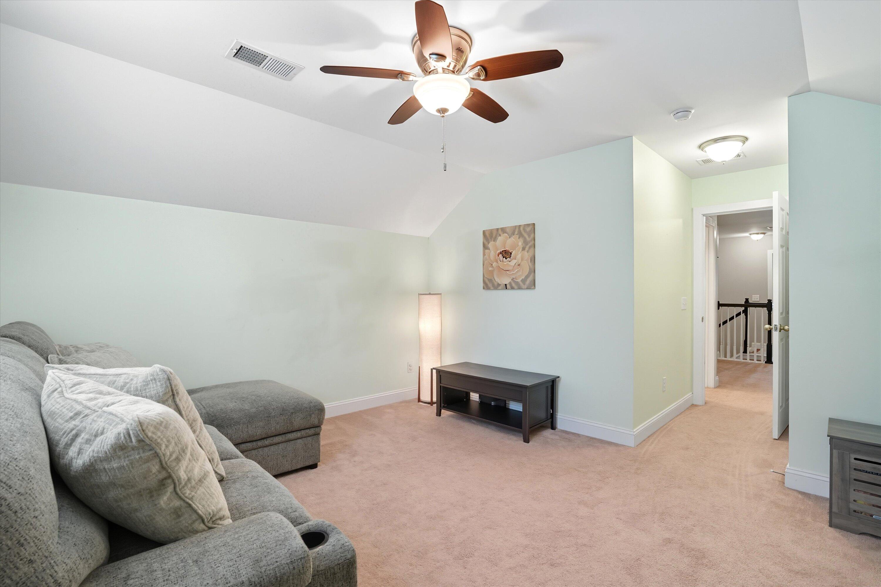 632 Goodlet Circle
