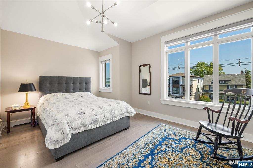 30 Henry Avenue B