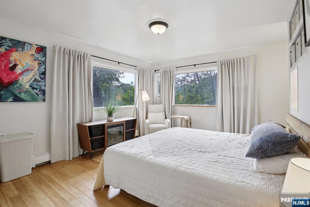 13 Rock Road
