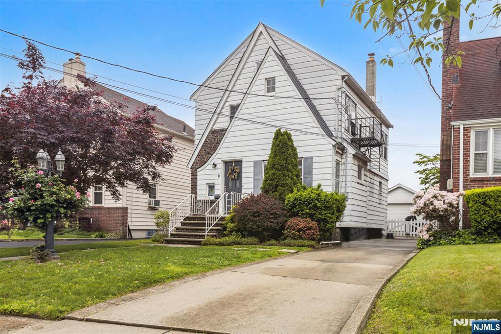 21 Berkeley Avenue