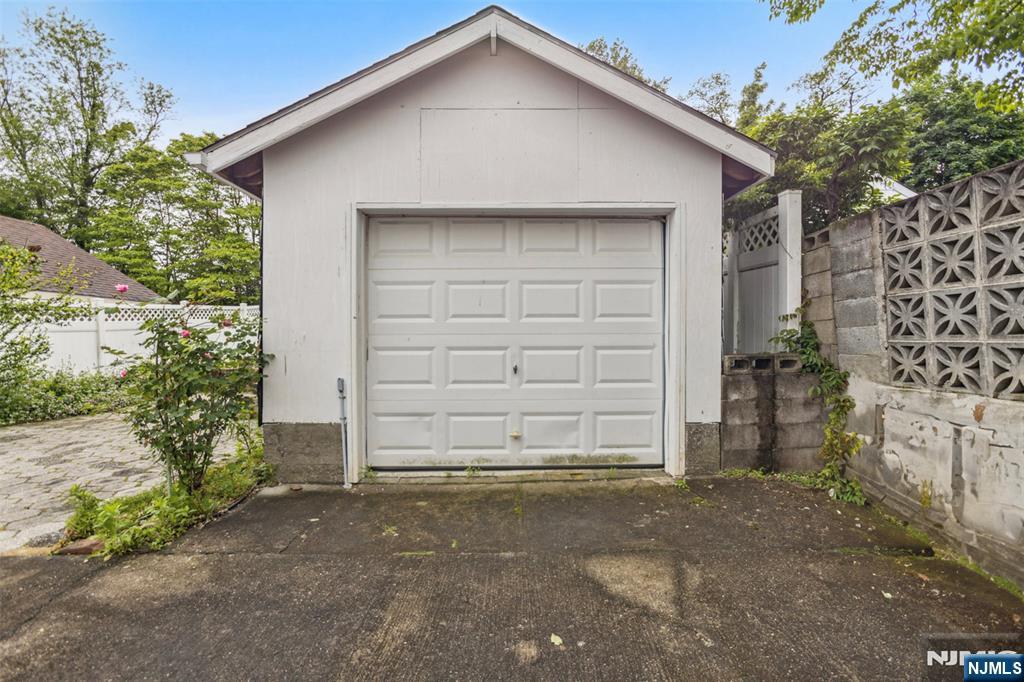 21 Berkeley Avenue