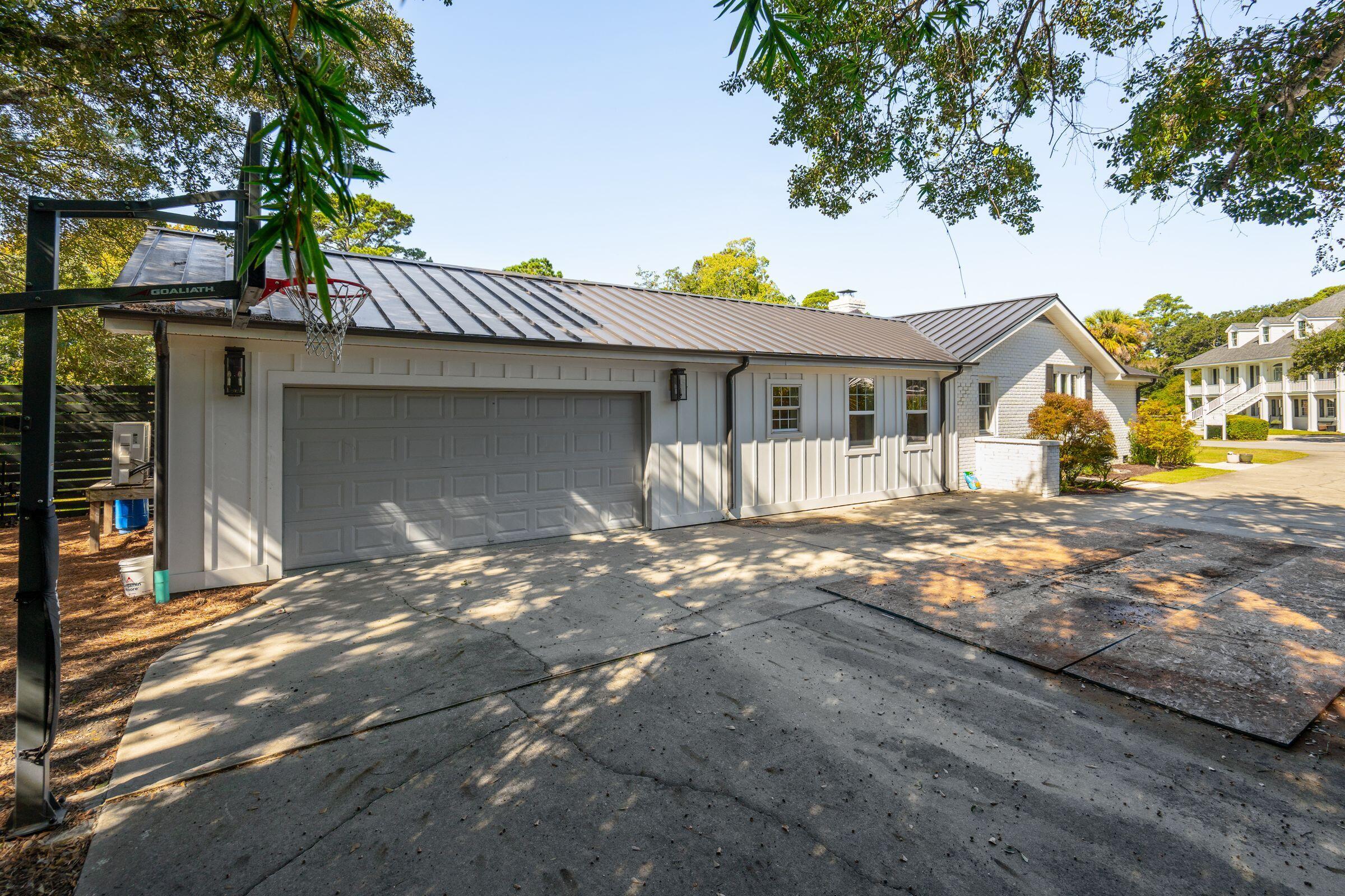 1483 Burningtree Road