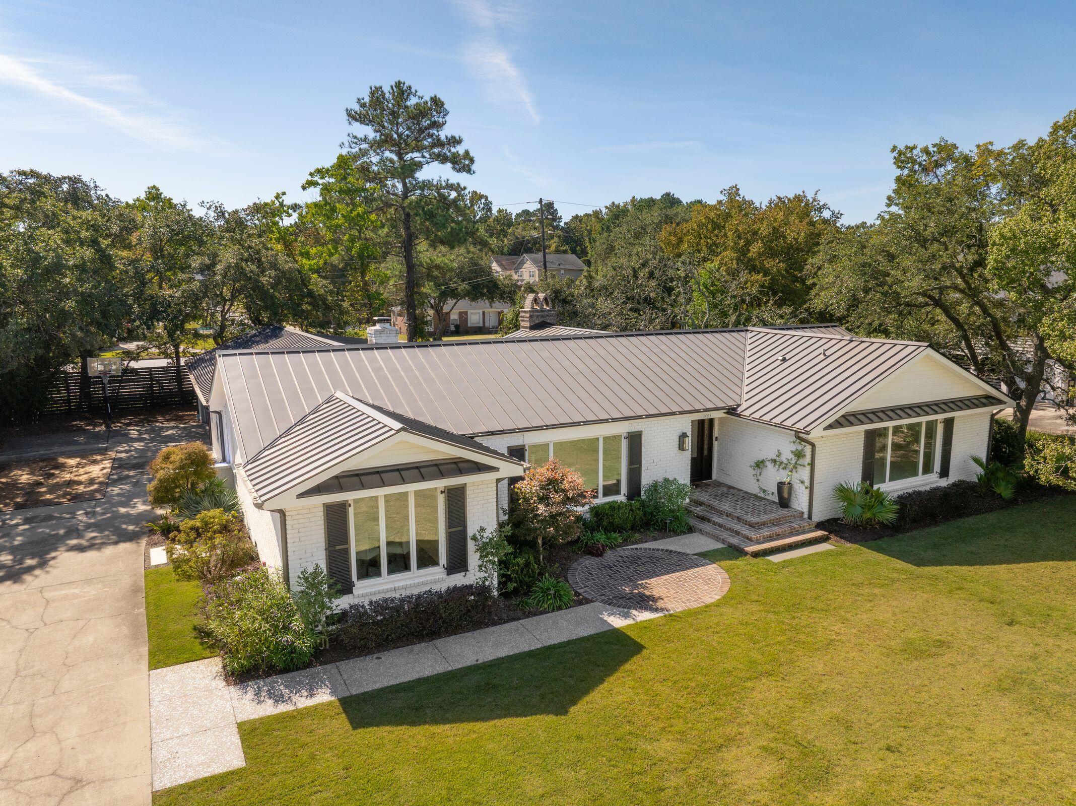 1483 Burningtree Road