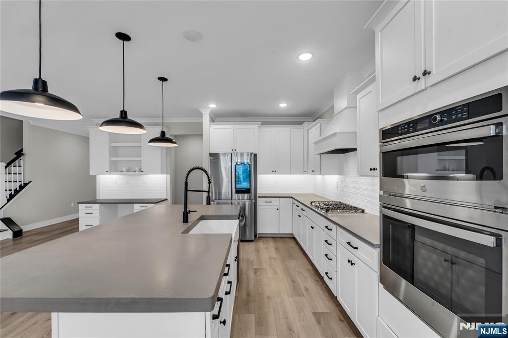 4 Lenape Lane 805