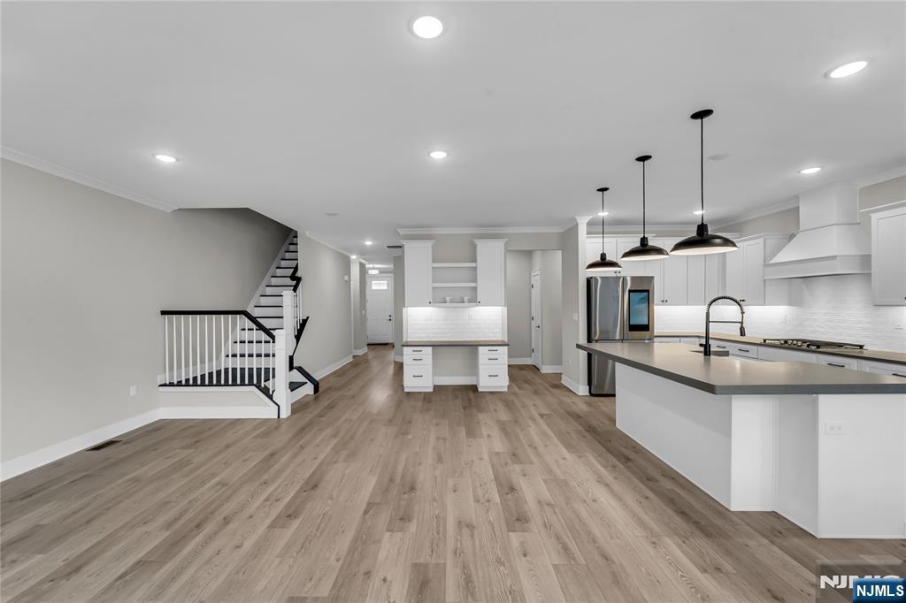 4 Lenape Lane 805