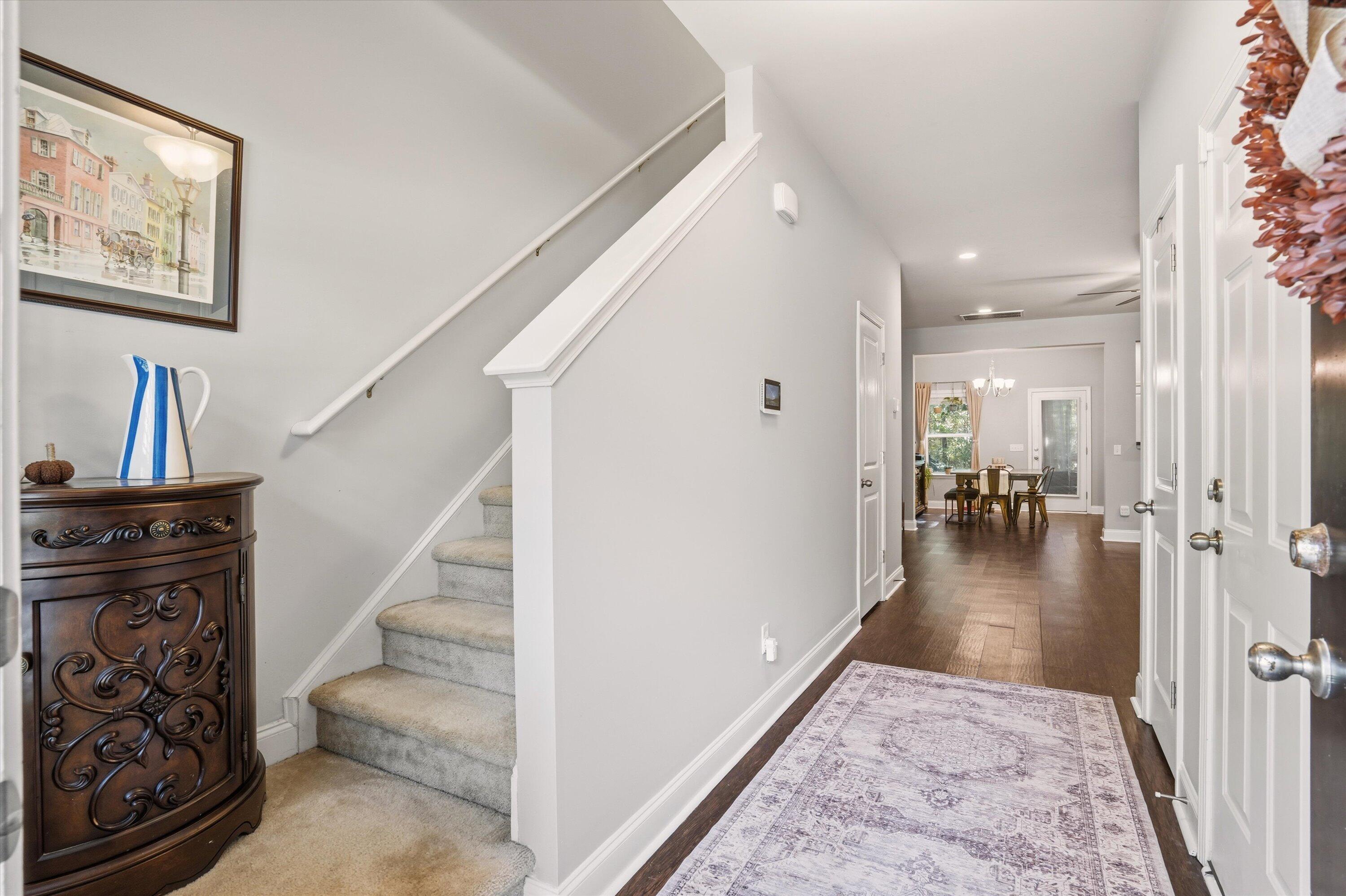 1712 Restoration Court