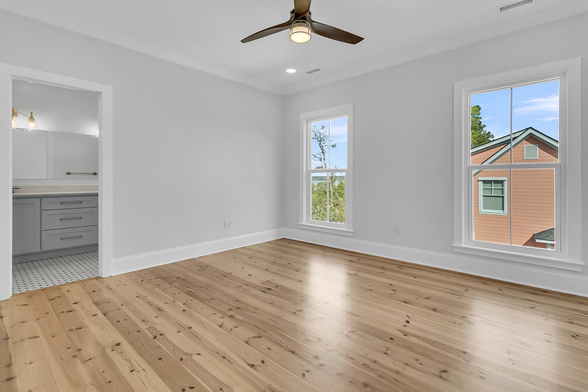 2777 Oak Manor Drive