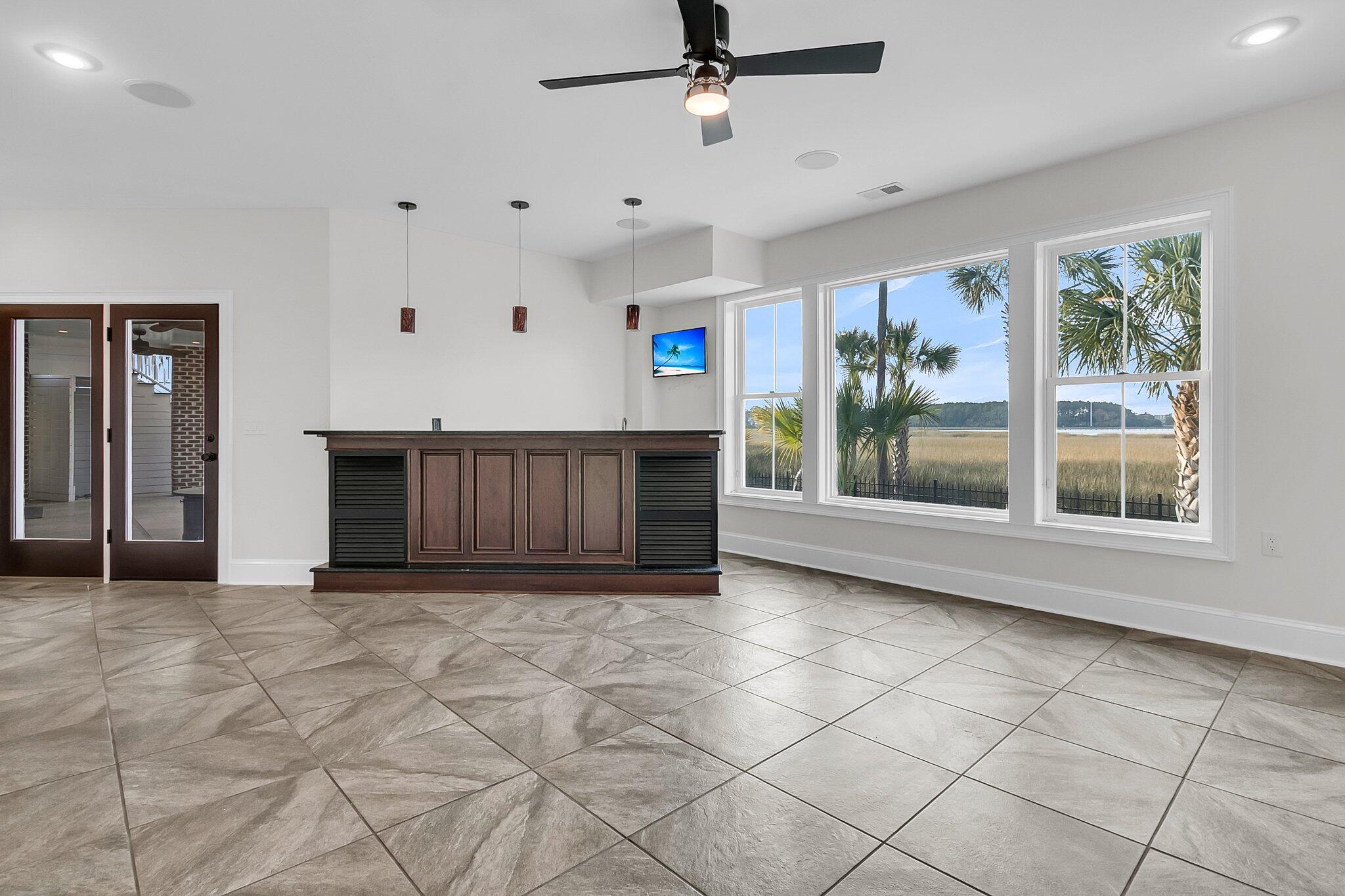 2777 Oak Manor Drive