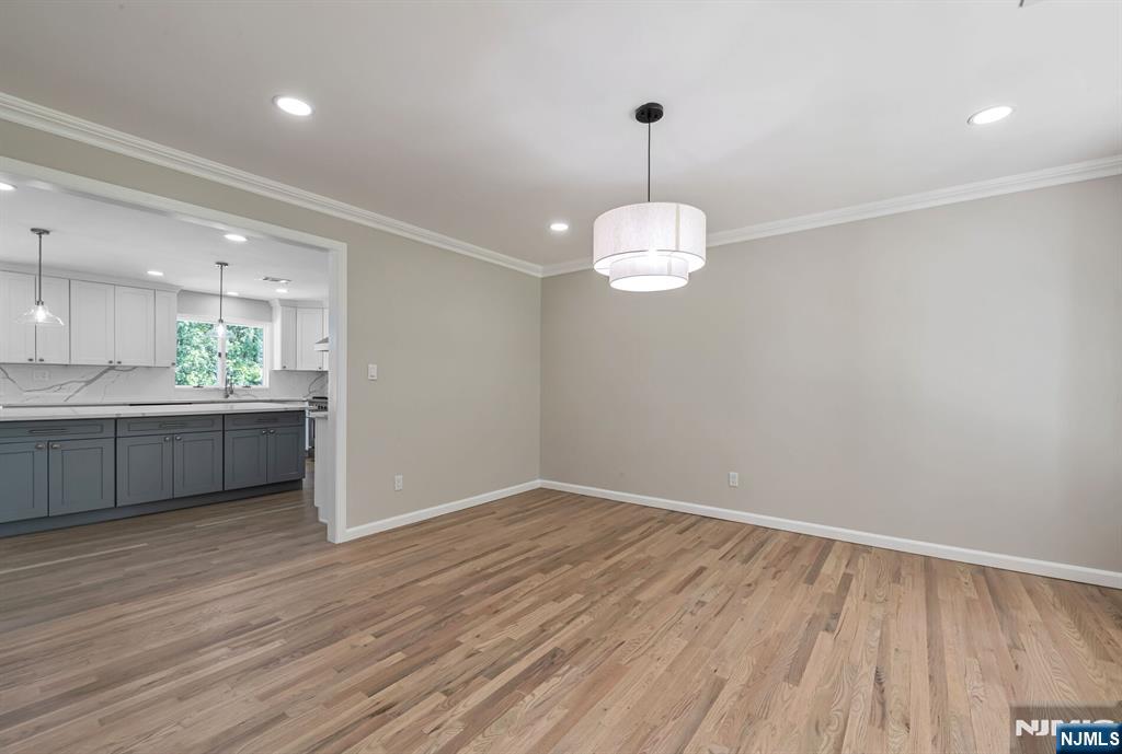 31 Gloria Drive