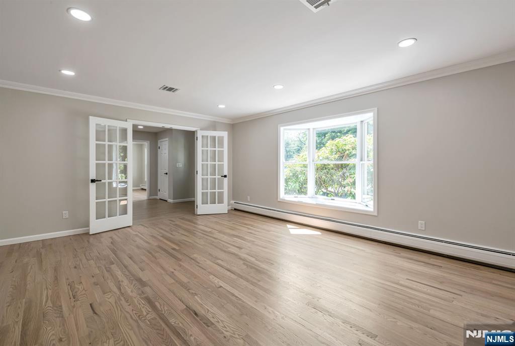 31 Gloria Drive