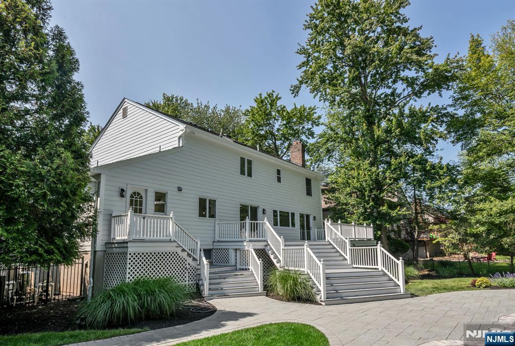31 Gloria Drive
