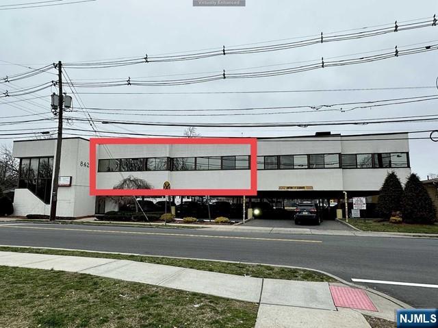 842 Avenue 1