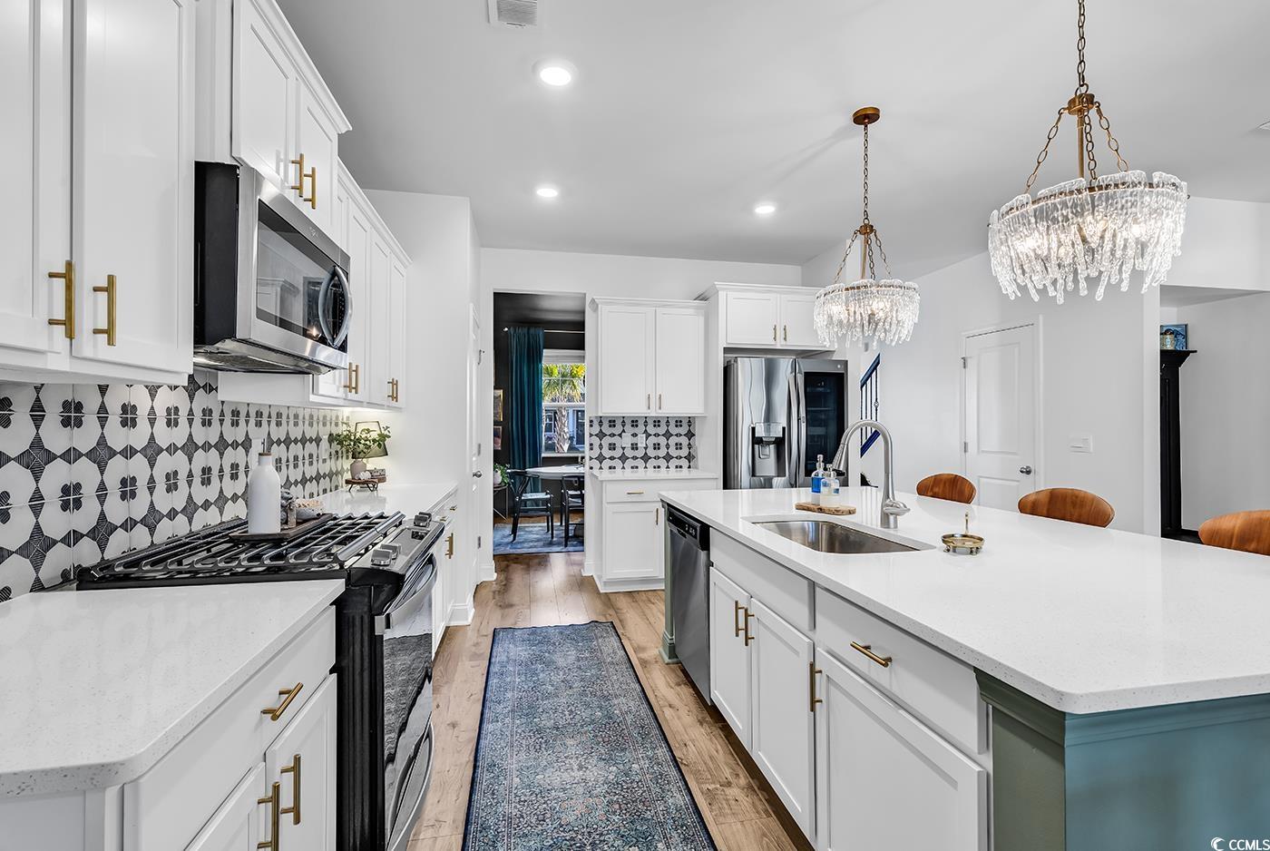 1012 Baker Creek Loop