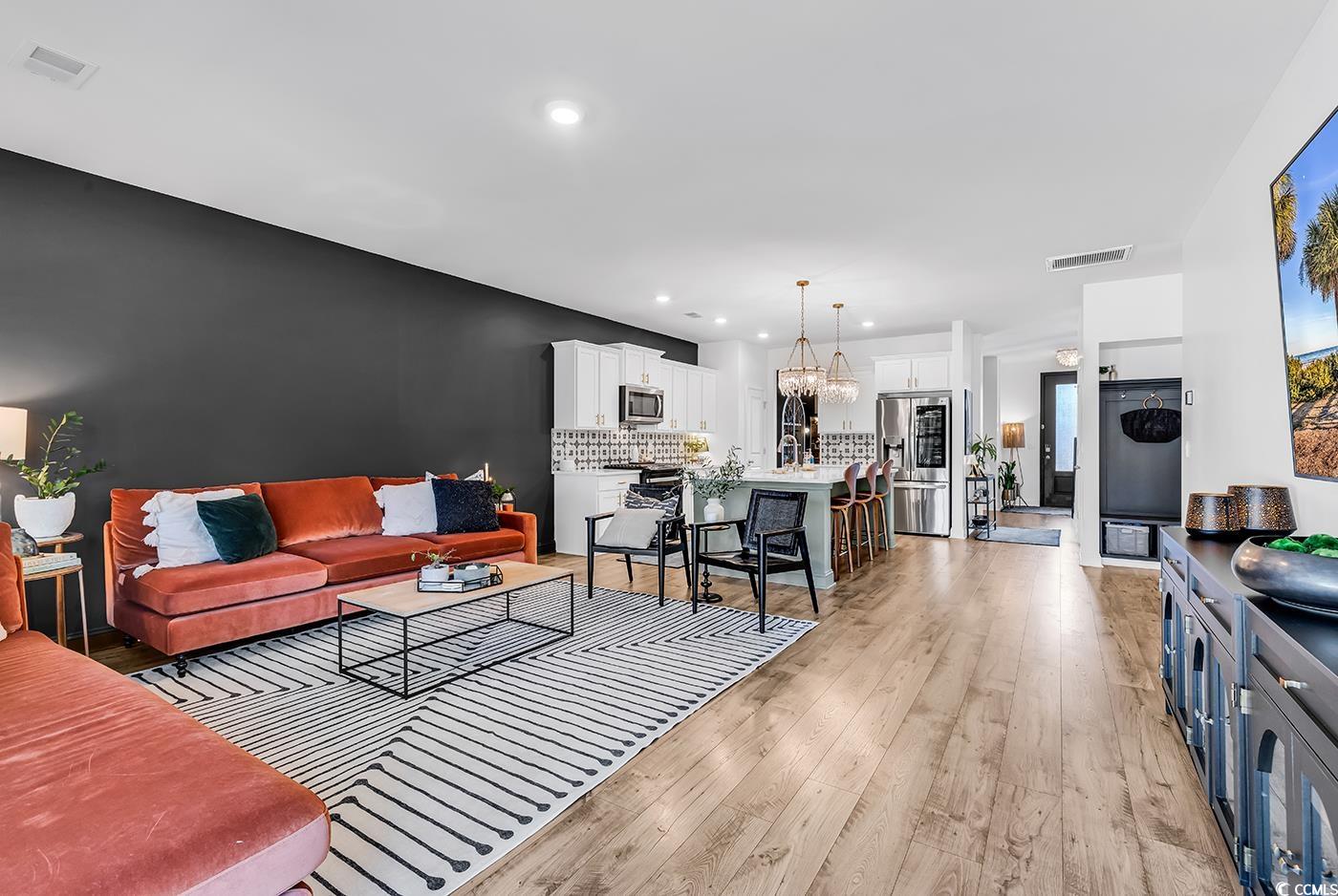 1012 Baker Creek Loop
