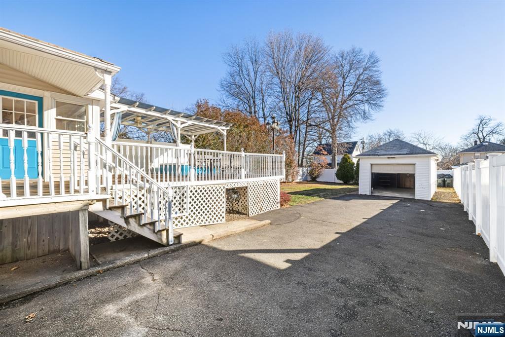331 Mountain Way