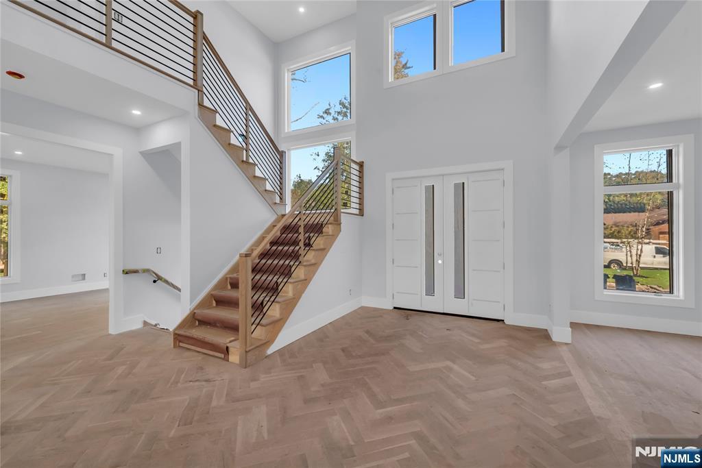 794 Blauvelt Street